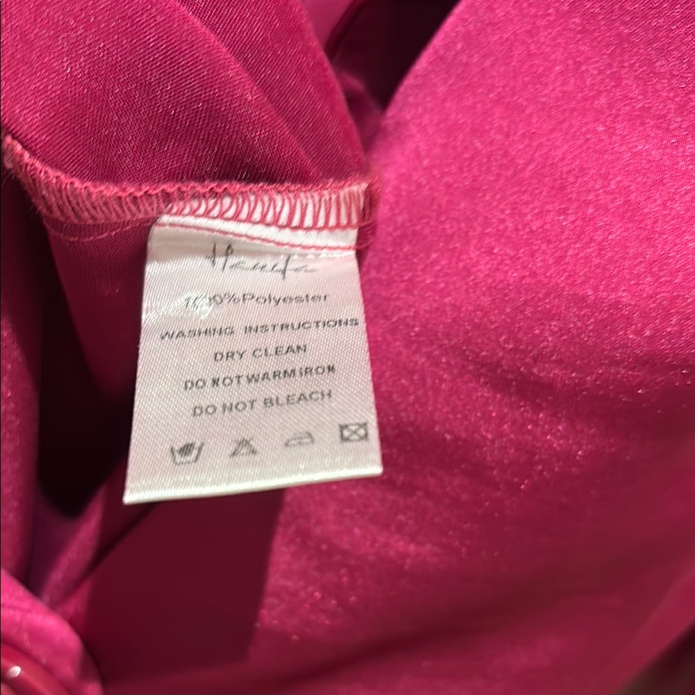 Chic Pink Button-Up Coat with Feather Detail - Picture 8 of 11